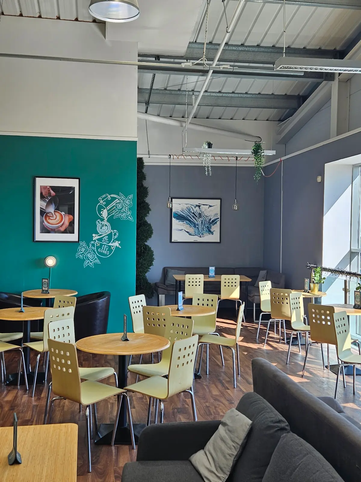 Cobbs Cafe — Cafes in Edinburgh