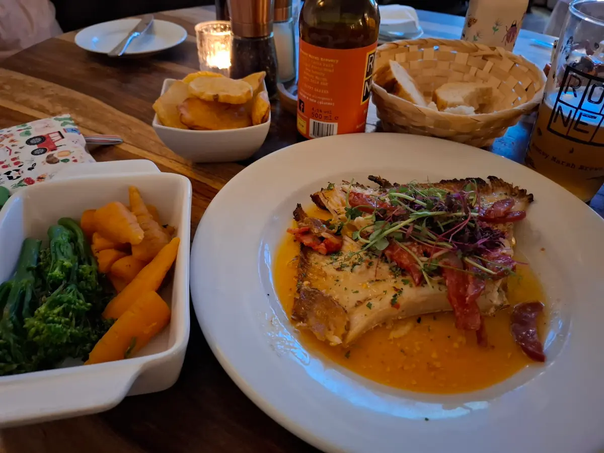Sotirios Bar & Restaurant photo (photo 3 of 3)