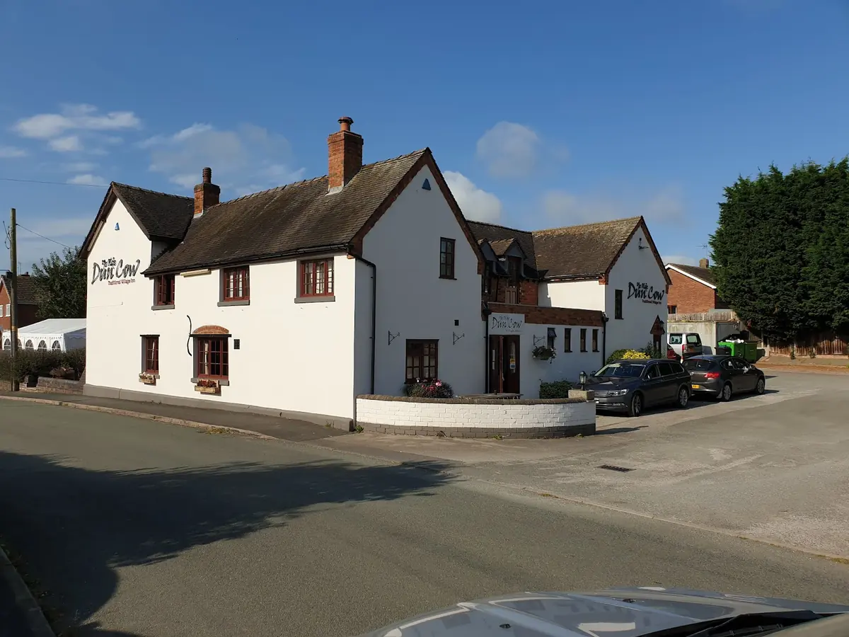 Ye Olde Dun Cow photo (photo 2 of 3)