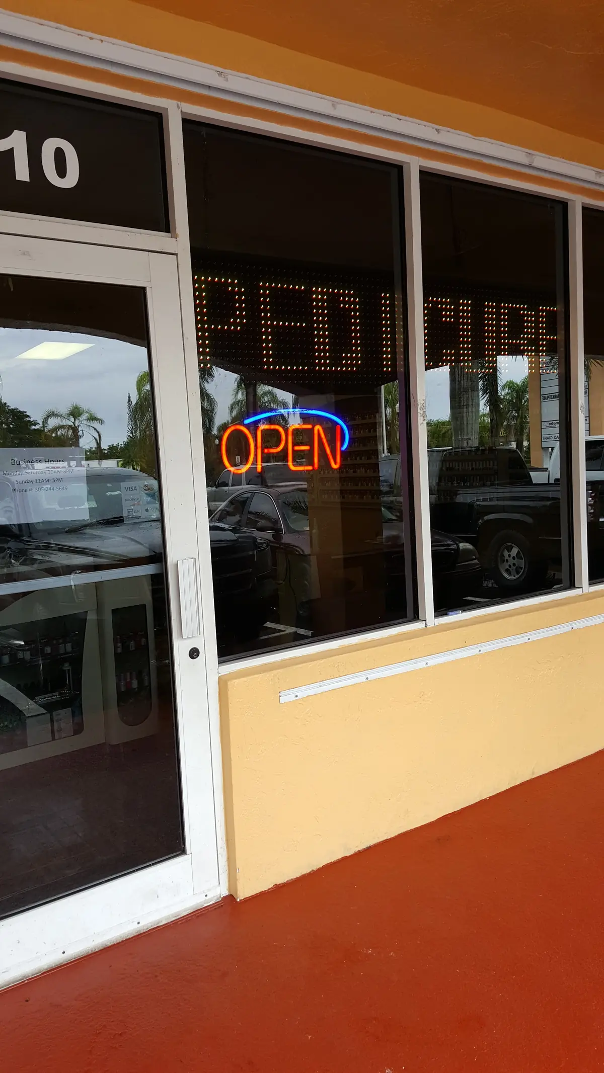 J&T Nail Spa photo (photo 1 of 3)