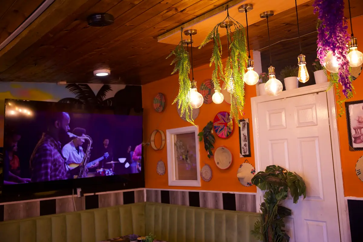 Sunshine Cafe & restaurant — Cafes in Birmingham