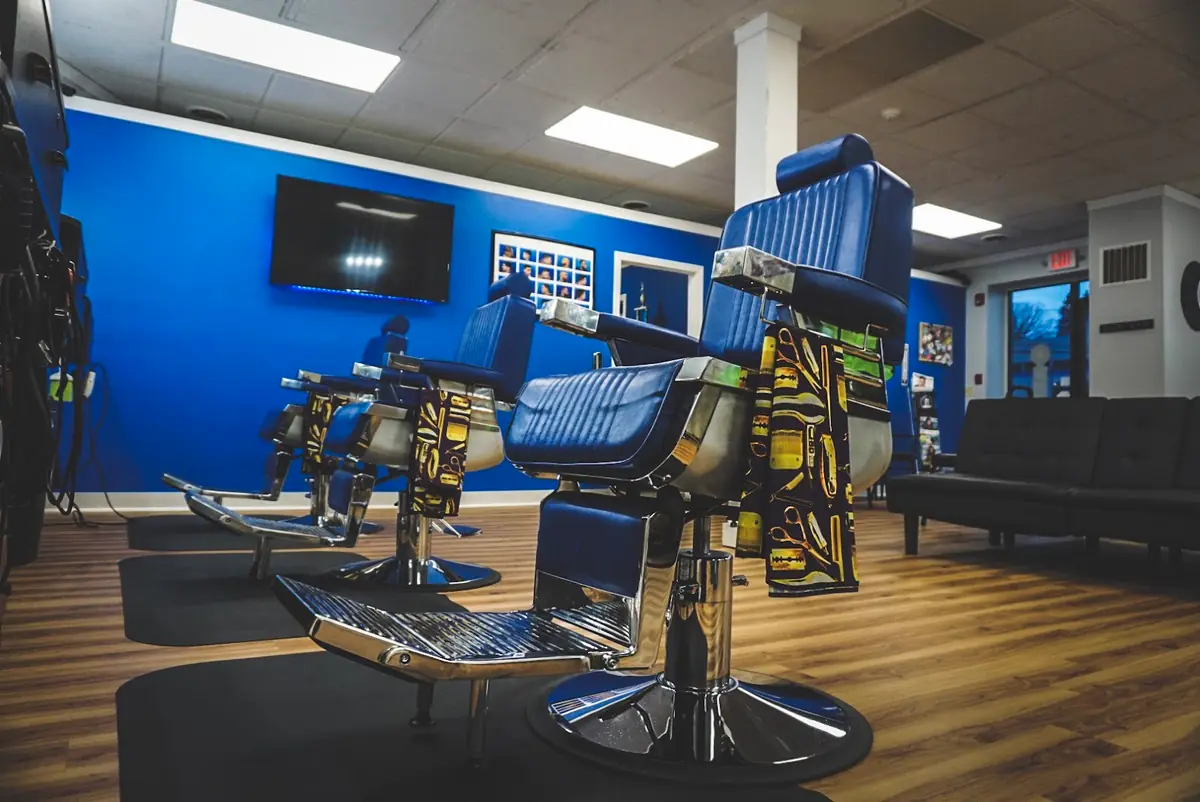 Premium Blends Barber Shop — Barbershops in Leominster
