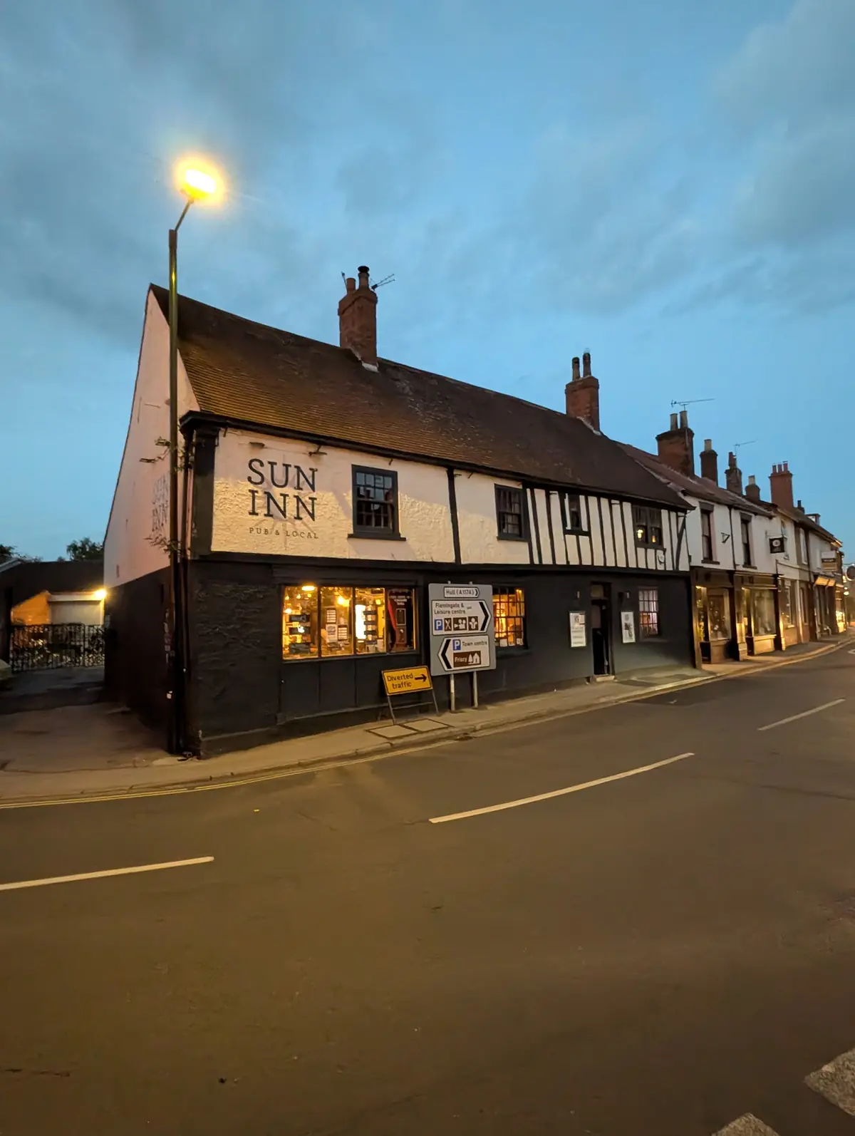 The Sun Inn photo (photo 2 of 3)