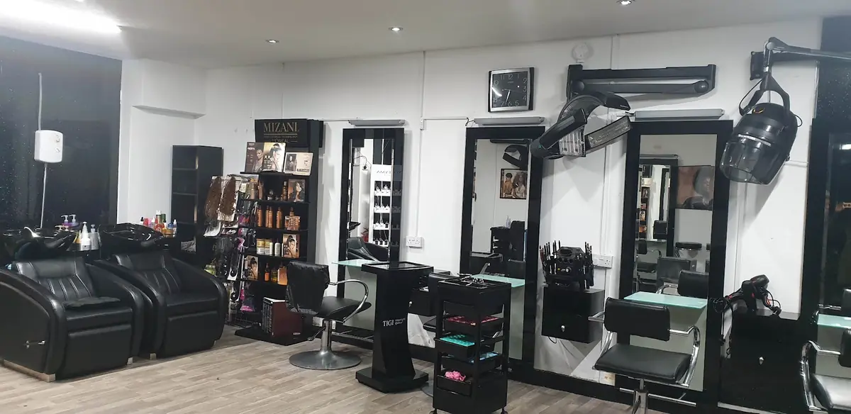 Hiwot International Hairdressing photo (photo 6 of 7)