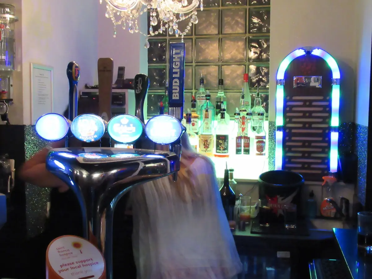 Monty's Bar photo (photo 3 of 3)