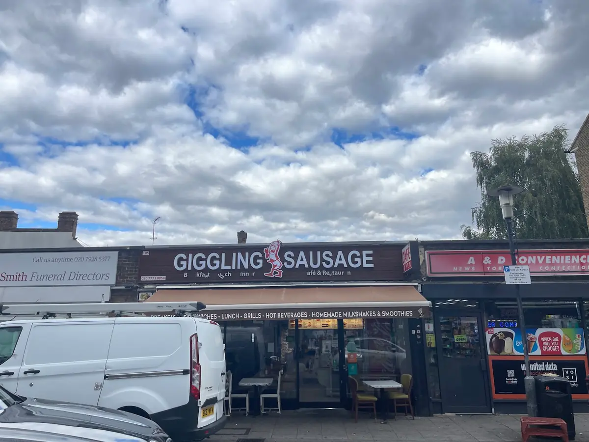Giggling Sausage Cafe