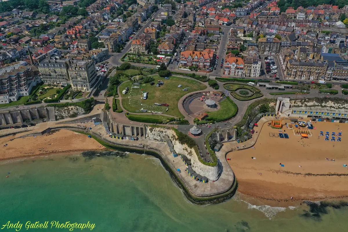 Bandstand Cafe photo (photo 2 of 3)