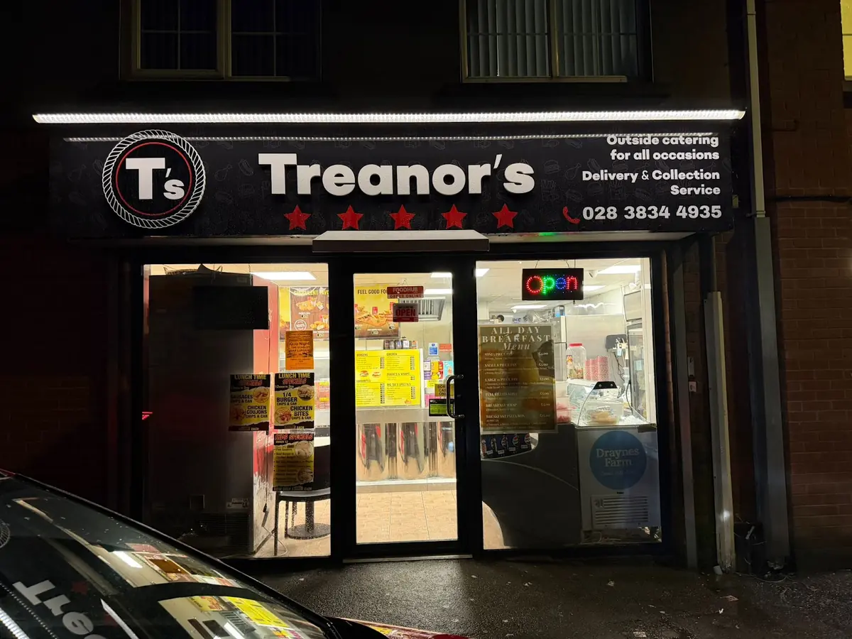 Treanor's — Diners in Craigavon