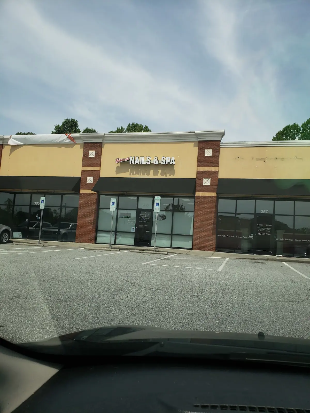 Glamour Nails & Spa