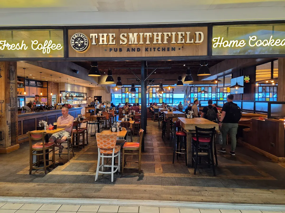 The Smithfield - Luton Airport — Restaurants in Luton