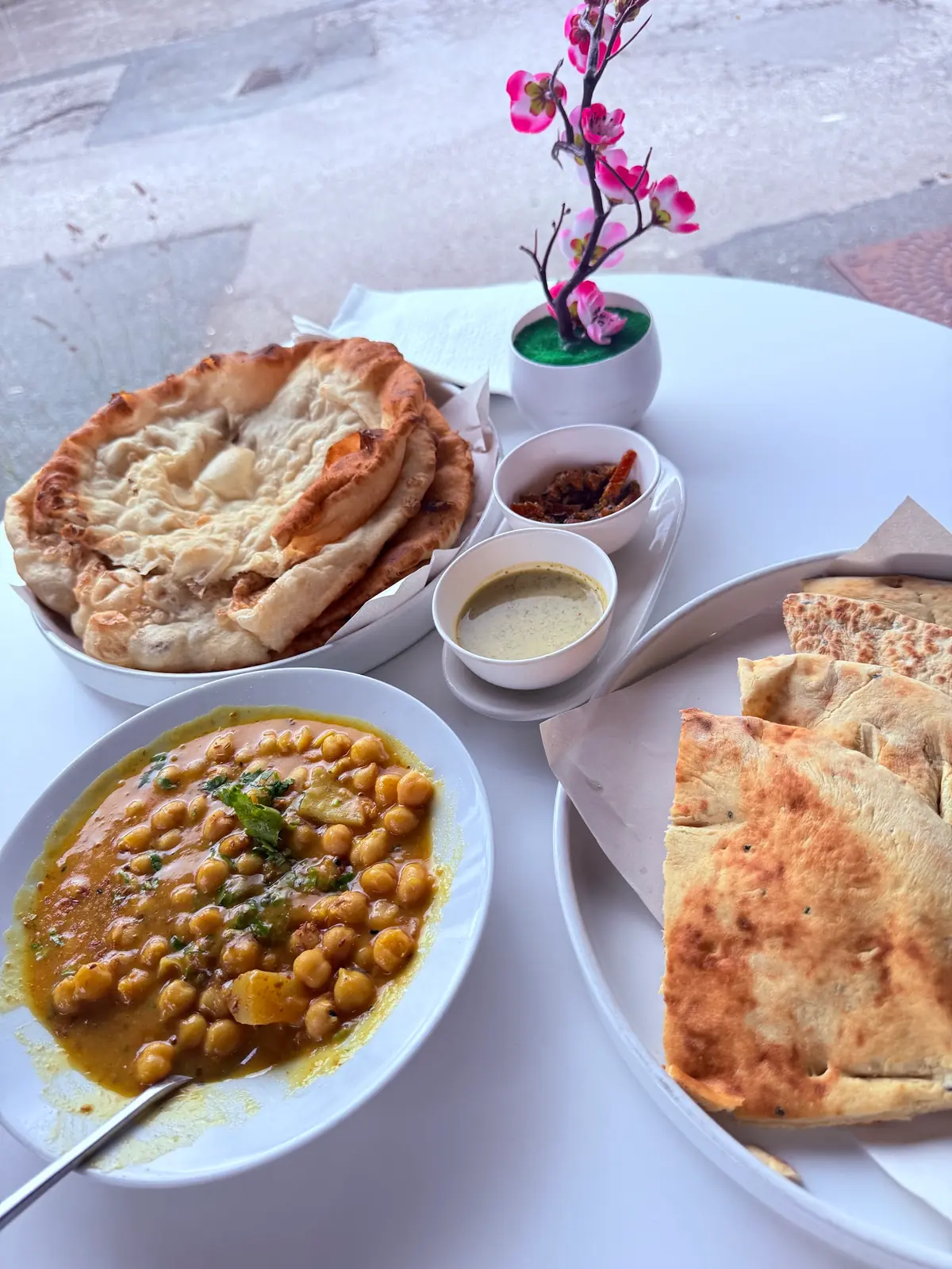 Haniya Desi Café photo (photo 4 of 7)