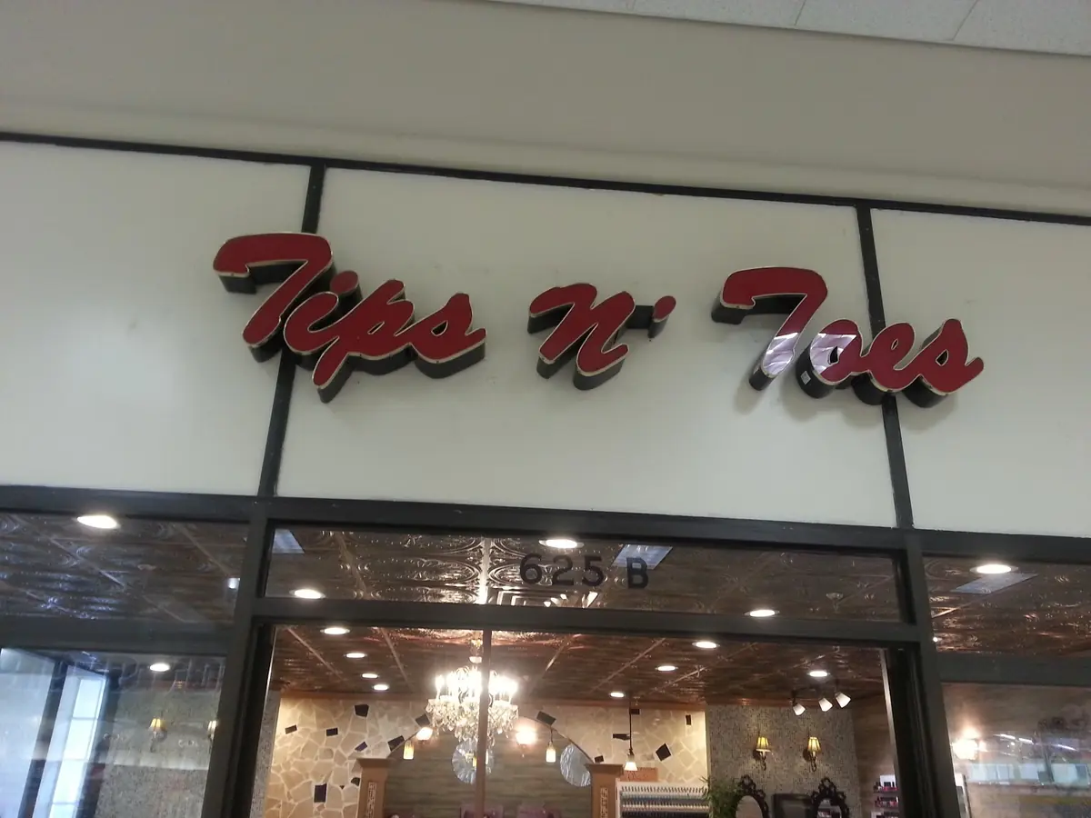 Tips N Toes photo (photo 2 of 3)