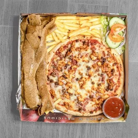In House Pizza & Grill photo (photo 2 of 3)