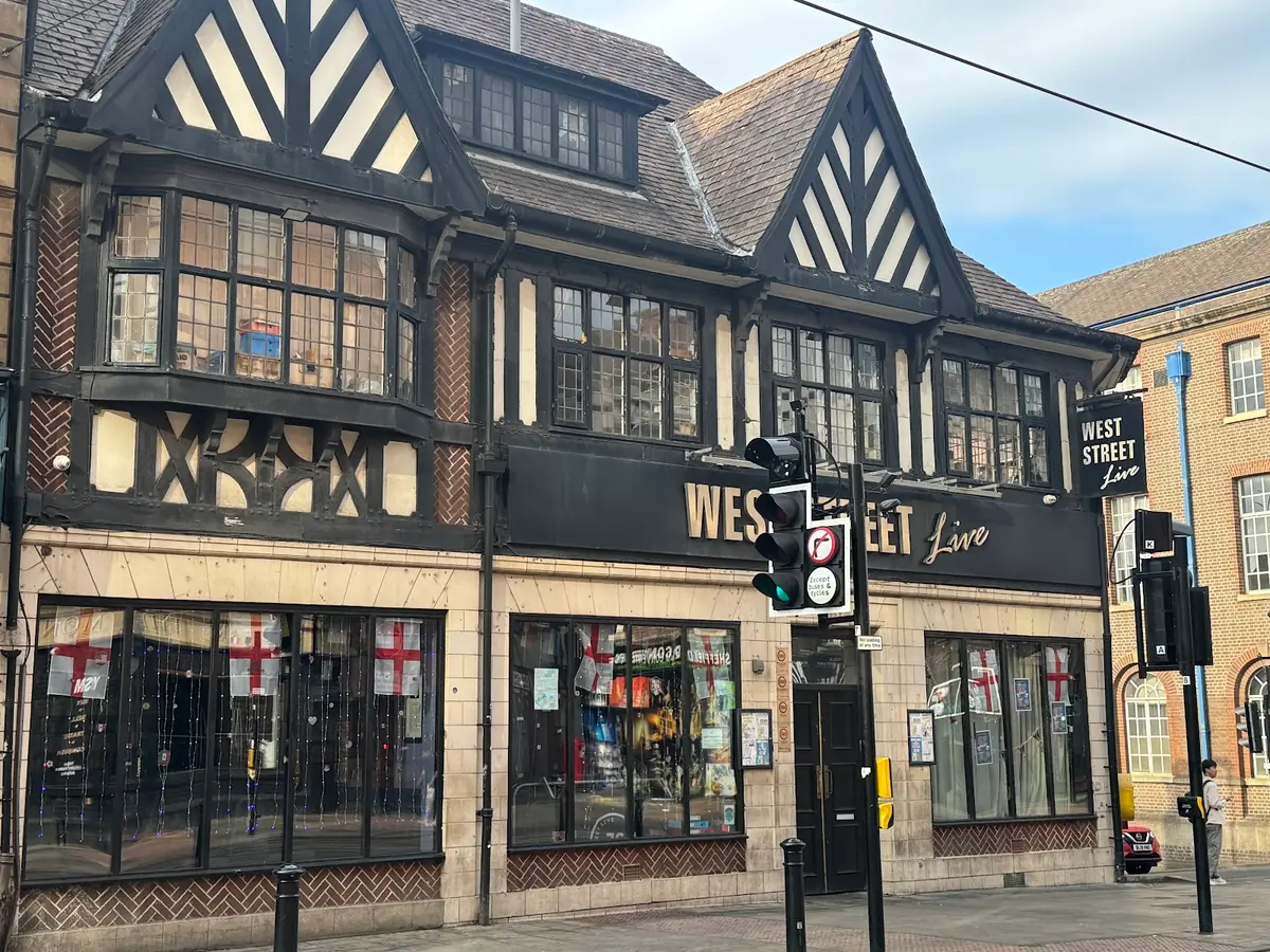 West Street Live photo (photo 1 of 3)