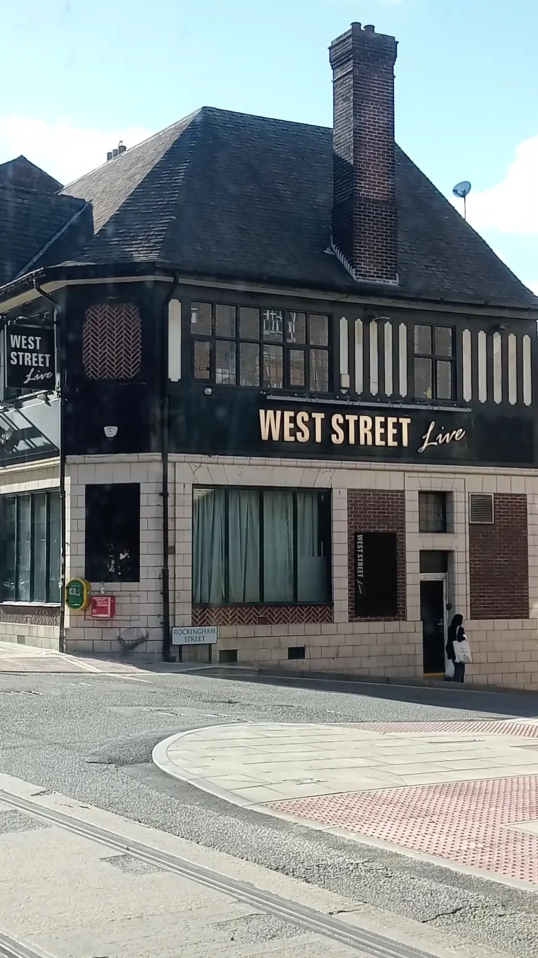 West Street Live photo (photo 2 of 3)