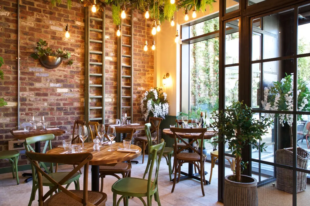 The Red Deer — Bars in Horsham