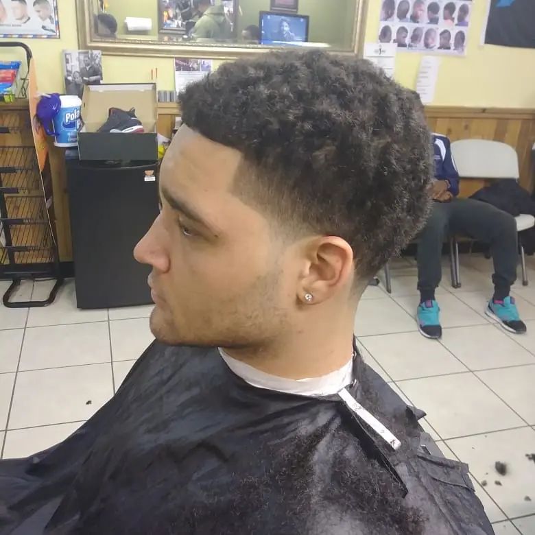 Exqwizite Hair Cut's photo (photo 1 of 3)