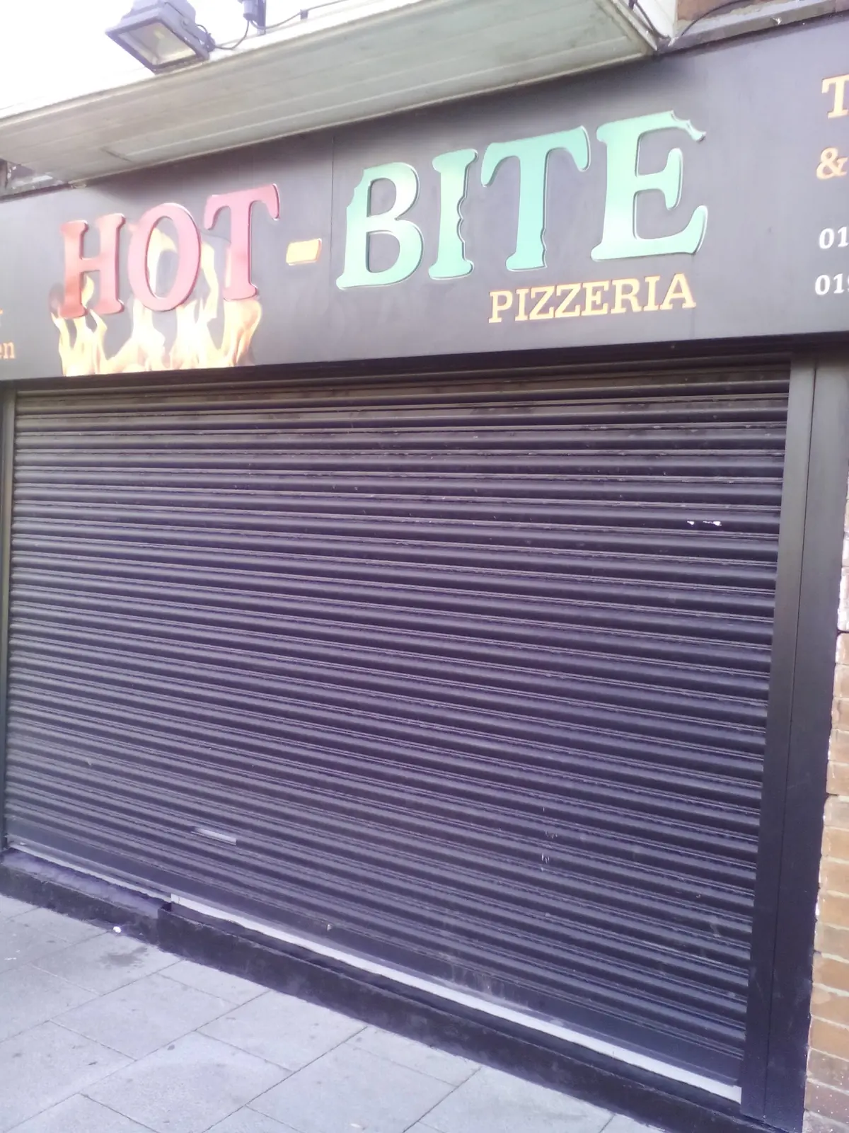 Hot Bite Pizzeria photo (photo 3 of 3)