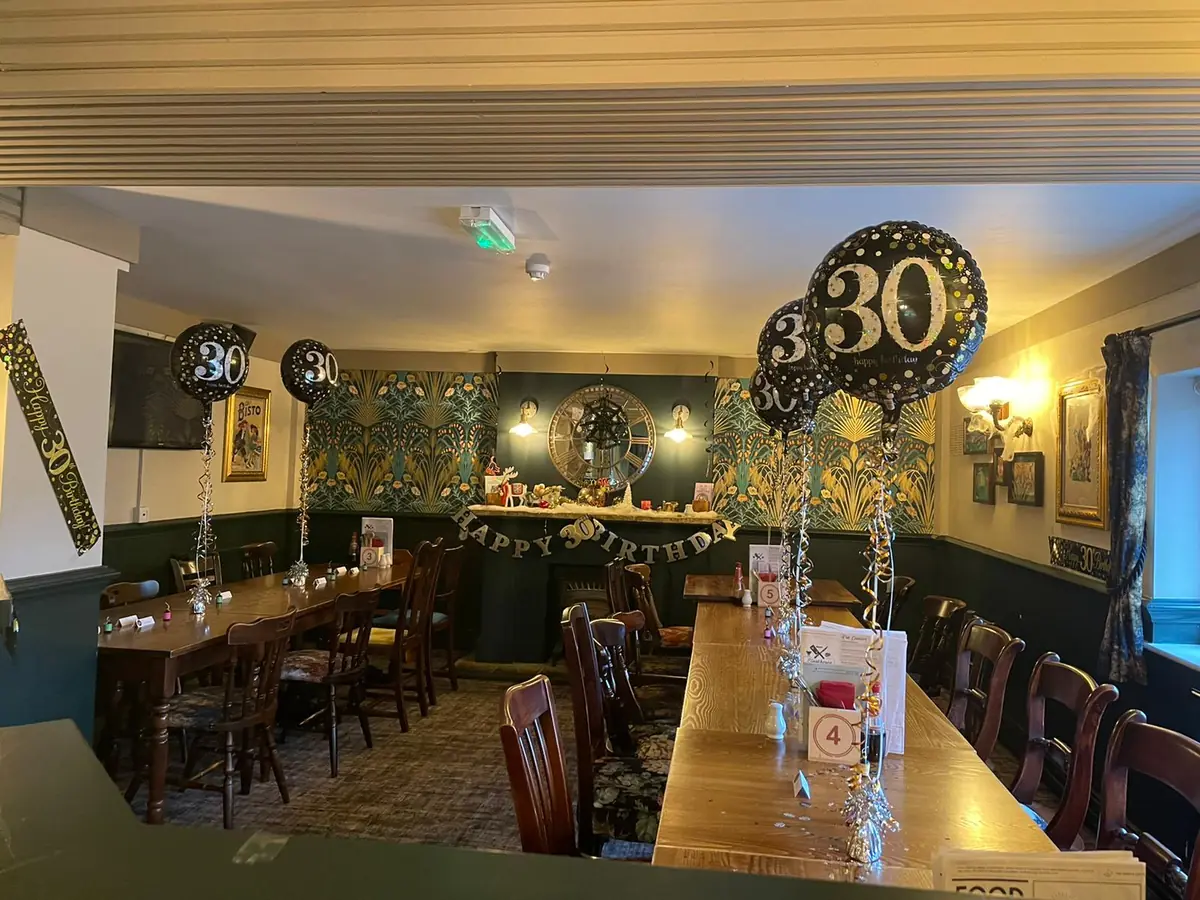 Tafarn-Y-Phoenix — Bars in Llanelli
