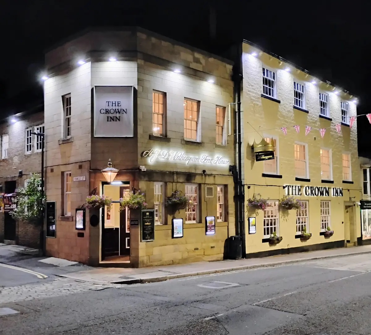 The Crown Inn photo (photo 2 of 3)