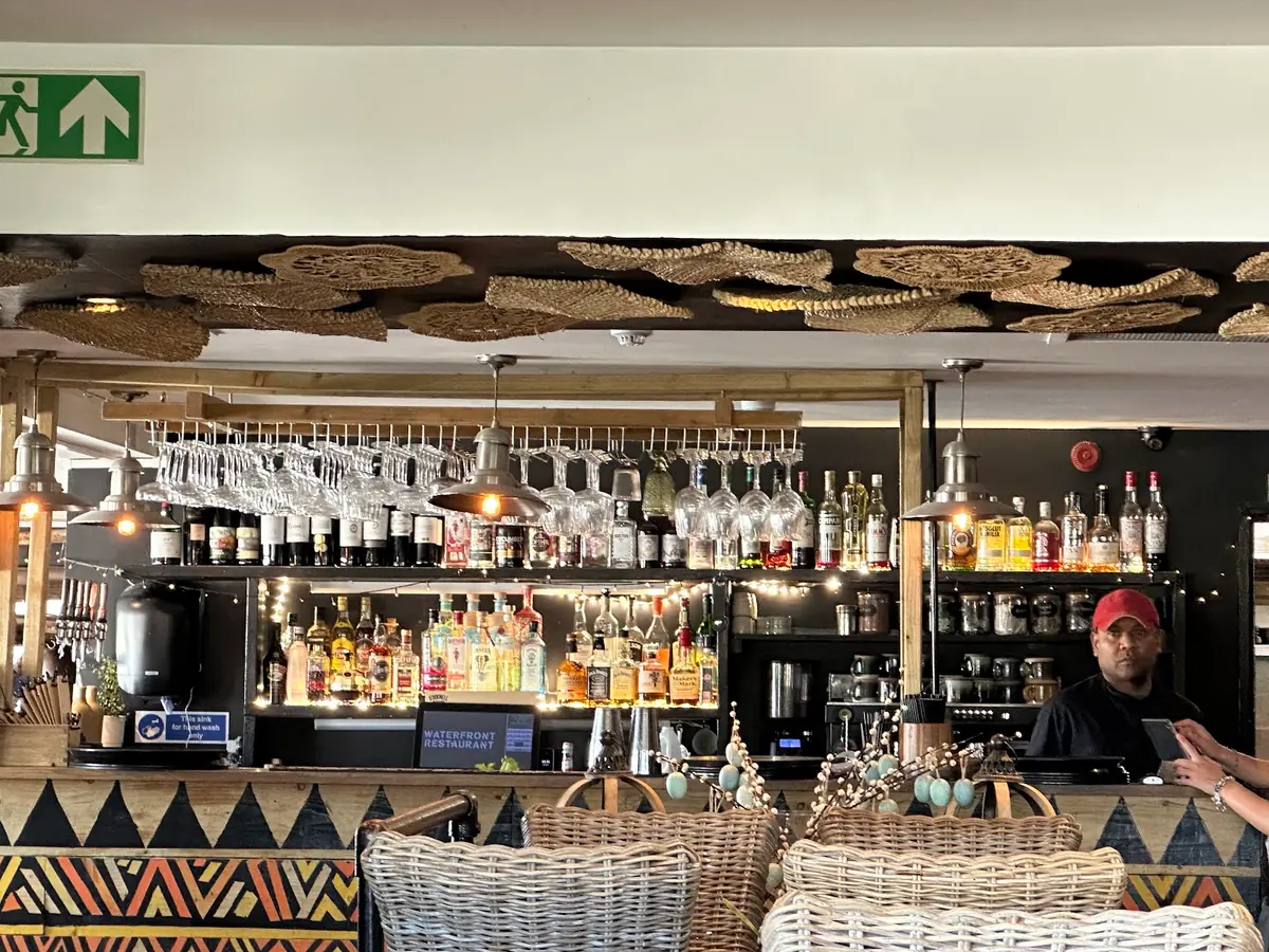 GOGOS Waterfront Restaurant photo (photo 3 of 3)