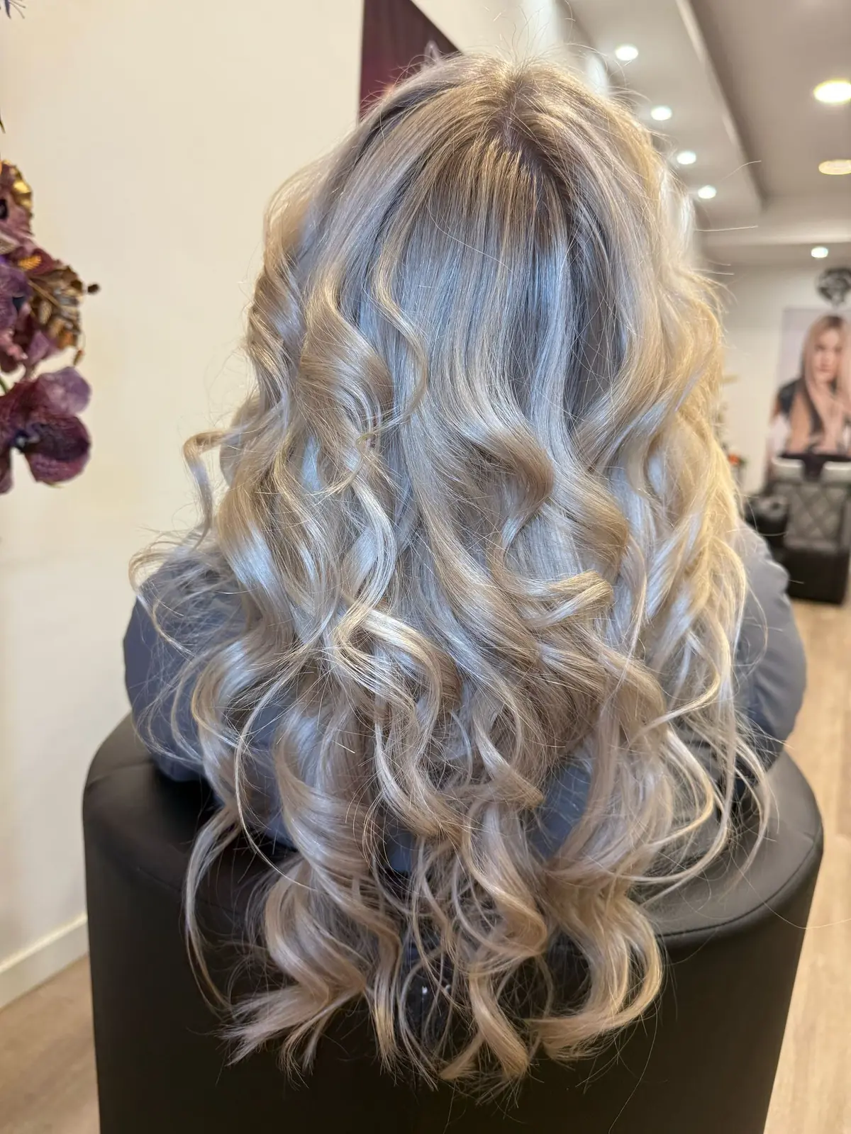 Friseur Eins photo (photo 3 of 3)