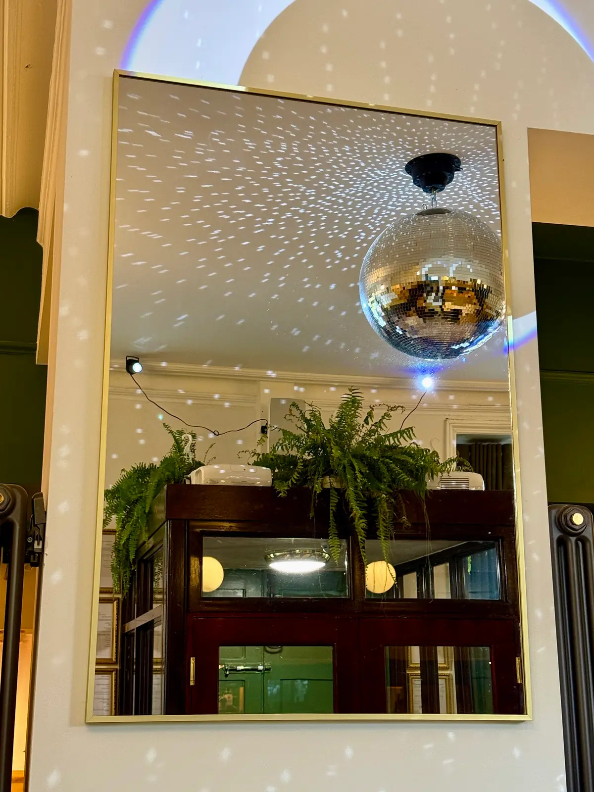 The Crown Tavern photo (photo 1 of 3)