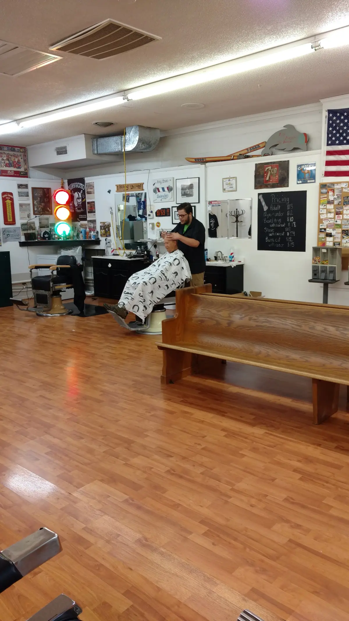 King Town Barber Shop photo (photo 1 of 3)