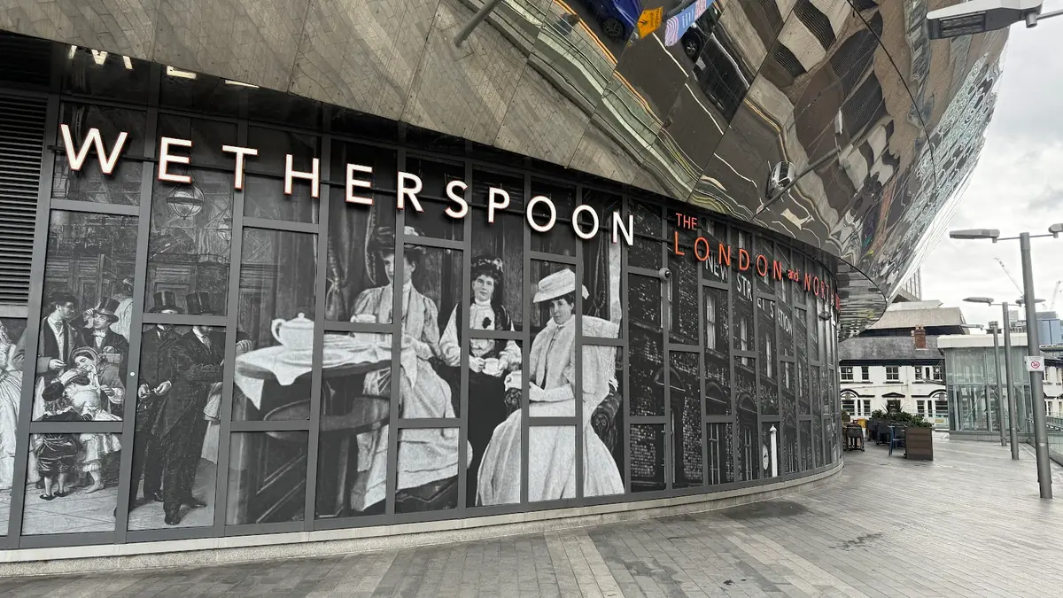 The London and North Western photo (photo 1 of 3)