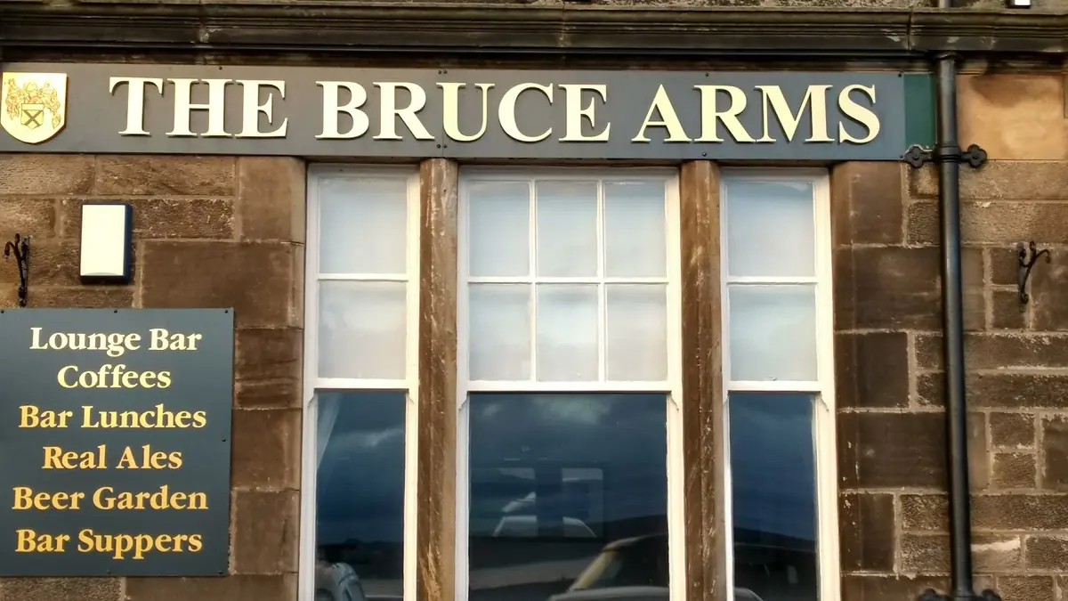 The Bruce Arms — Bars in Dunfermline