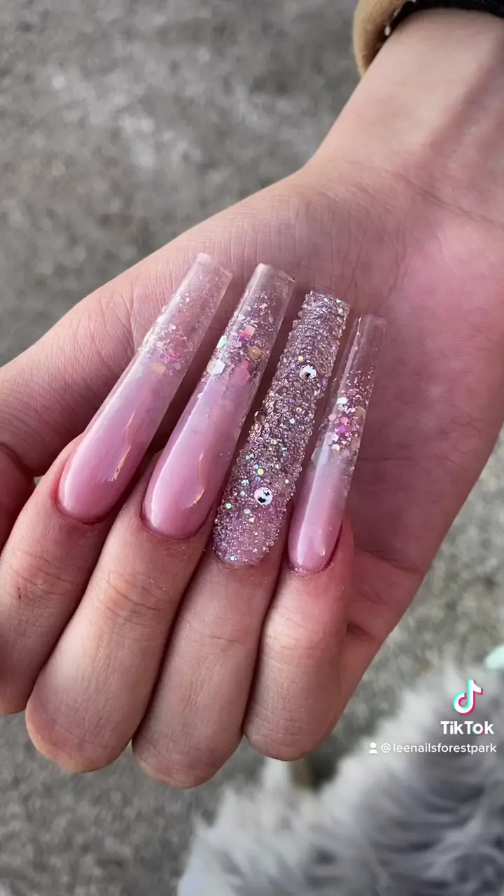 Lee Nails Spa of Forest Park photo (photo 3 of 3)
