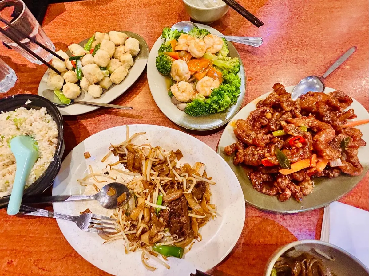 So's Kitchen — Chinese restaurants in Woking