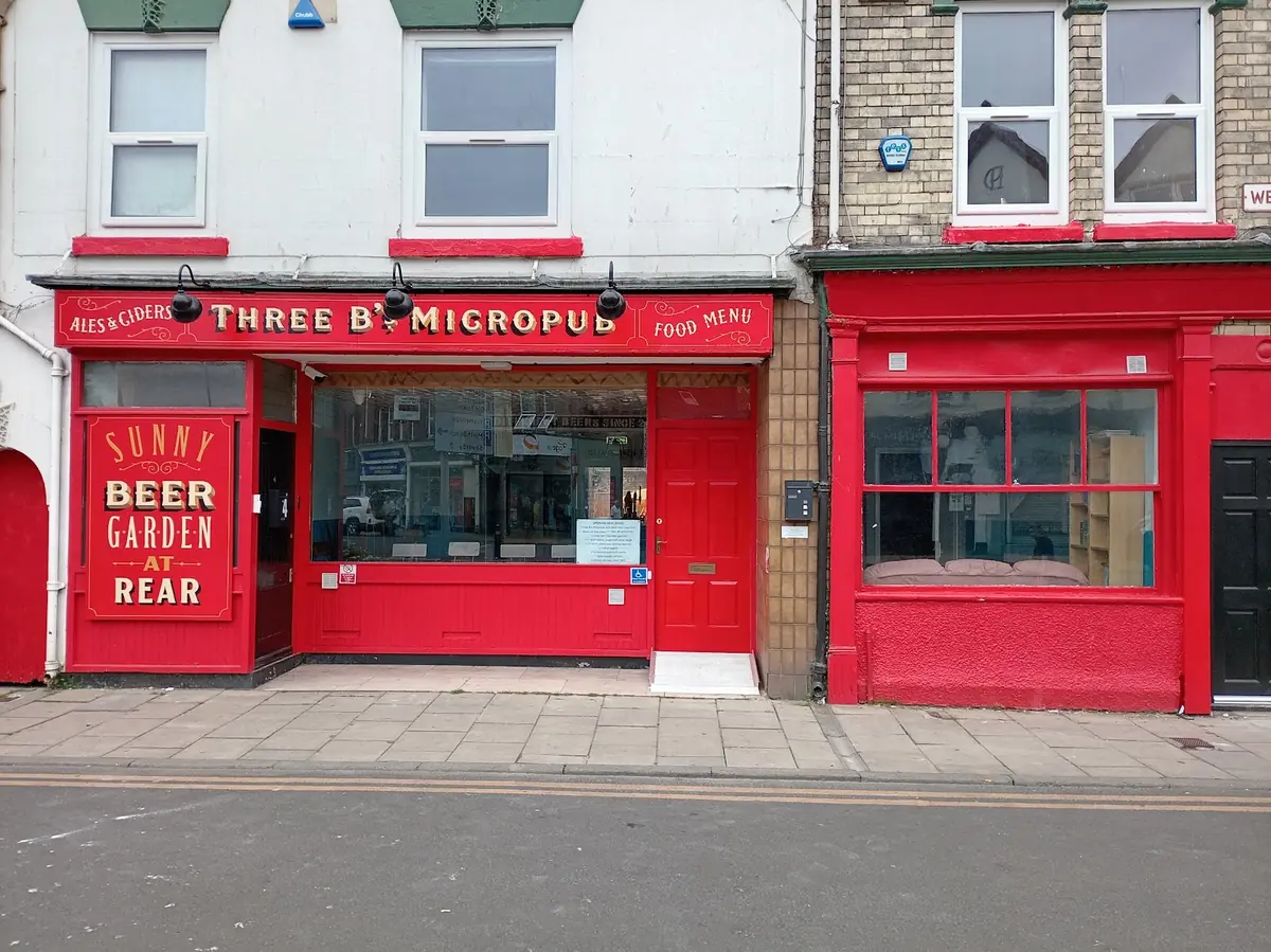 Three Bs Micropub