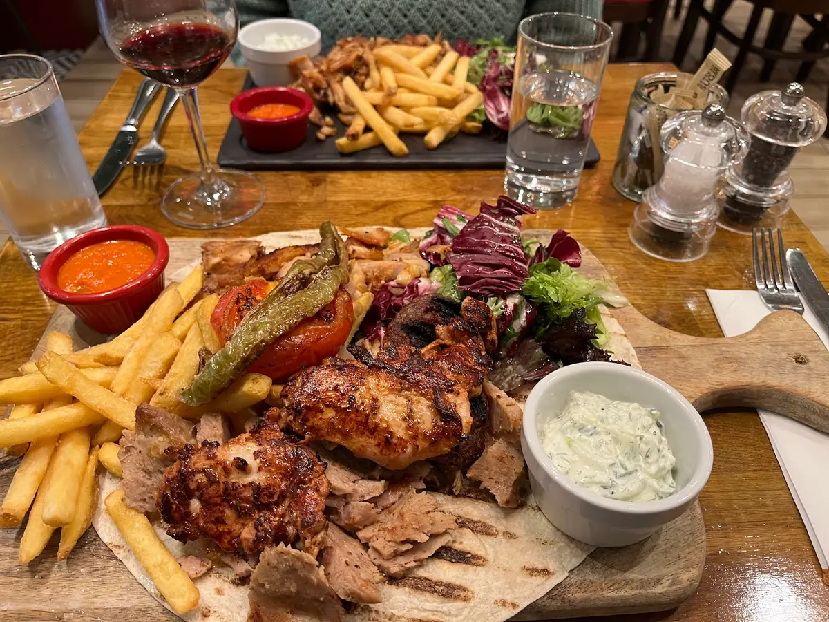 Roxi Mediterranean Restaurant photo (photo 3 of 3)