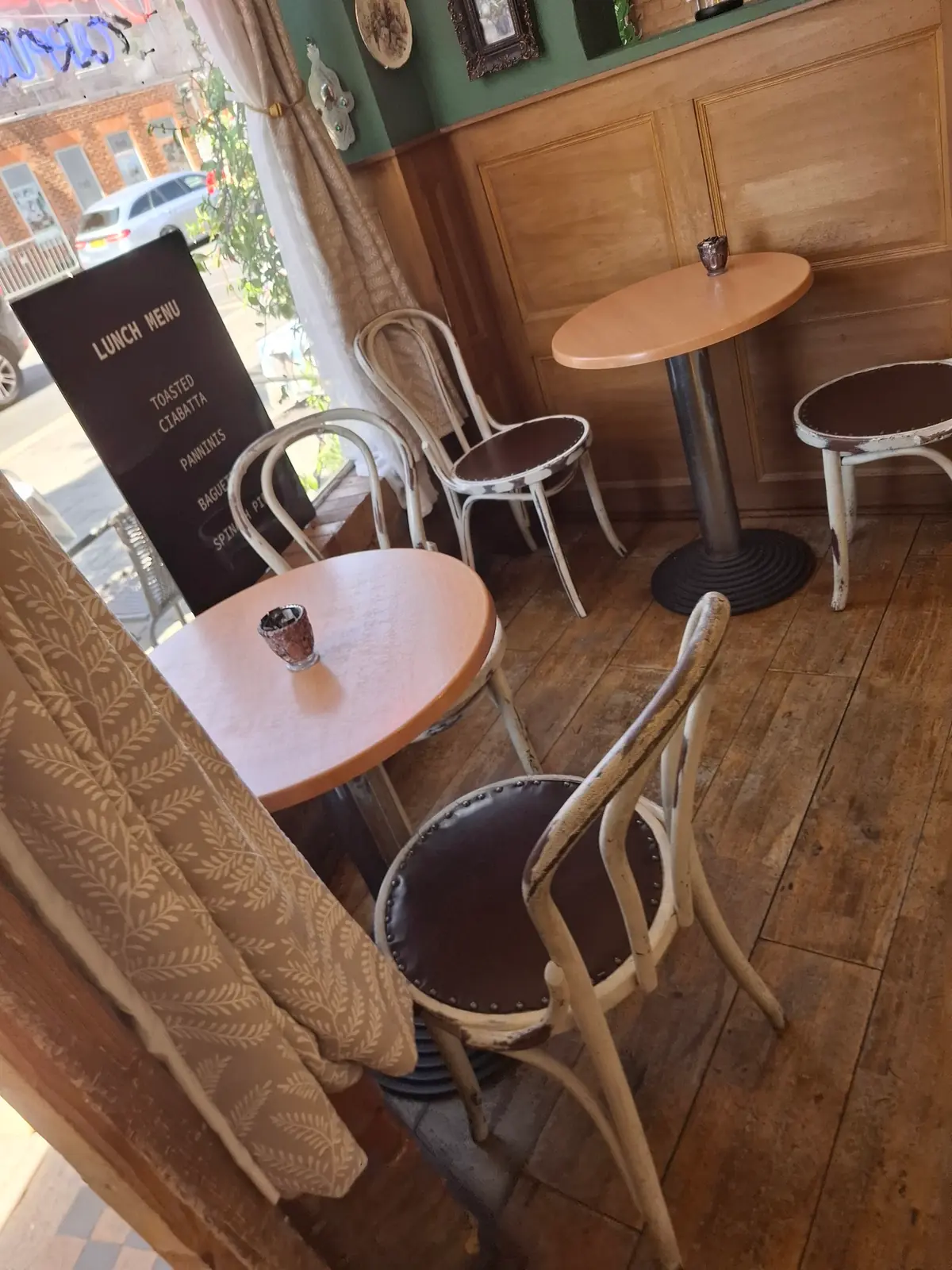 La Croissanterie Cafe photo (photo 1 of 3)