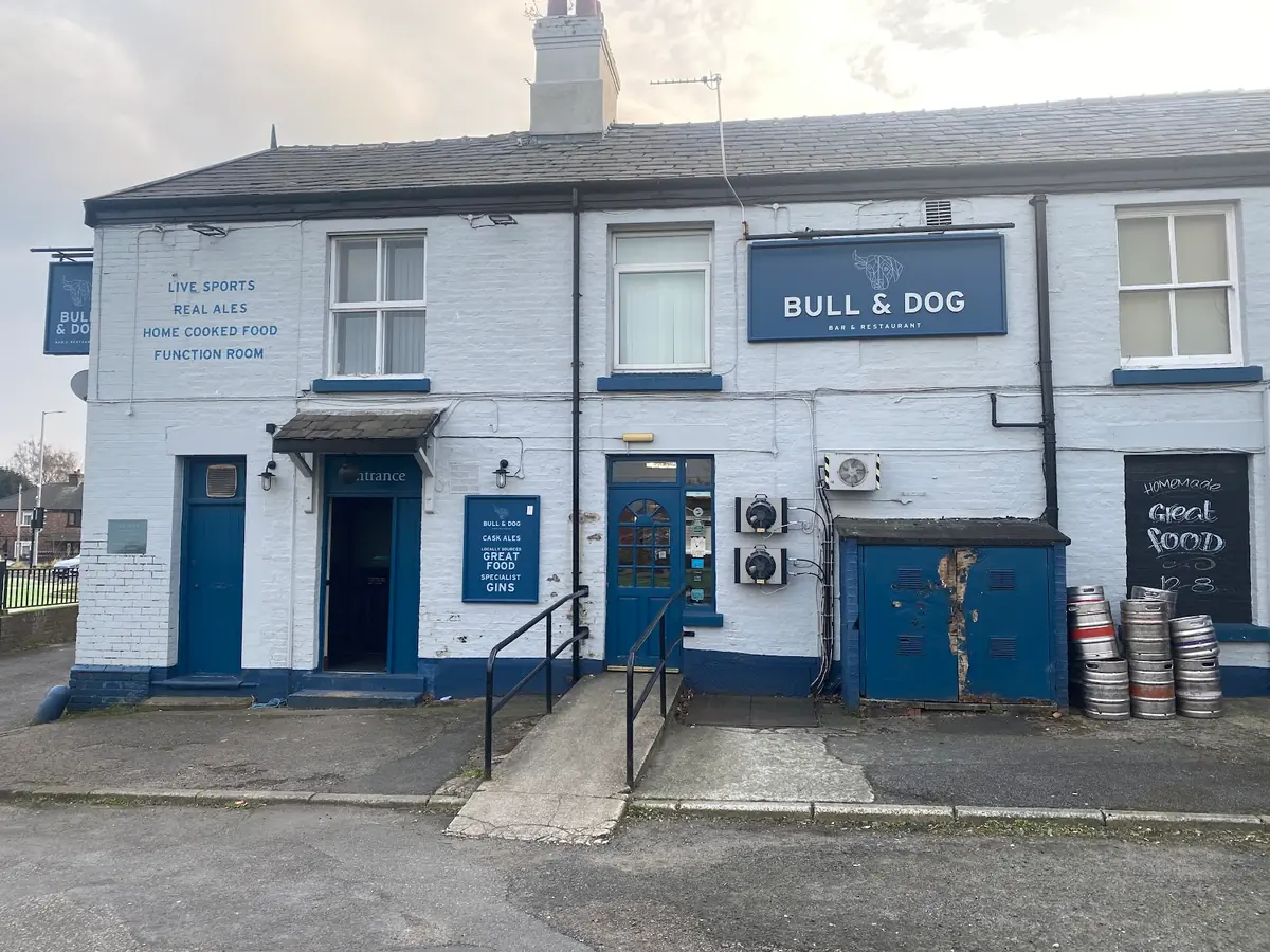 Bull & Dog photo (photo 1 of 3)
