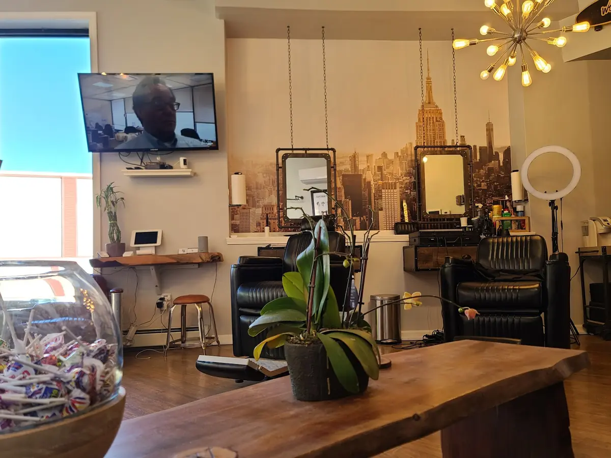 Woodgrain Barbers photo (photo 2 of 3)