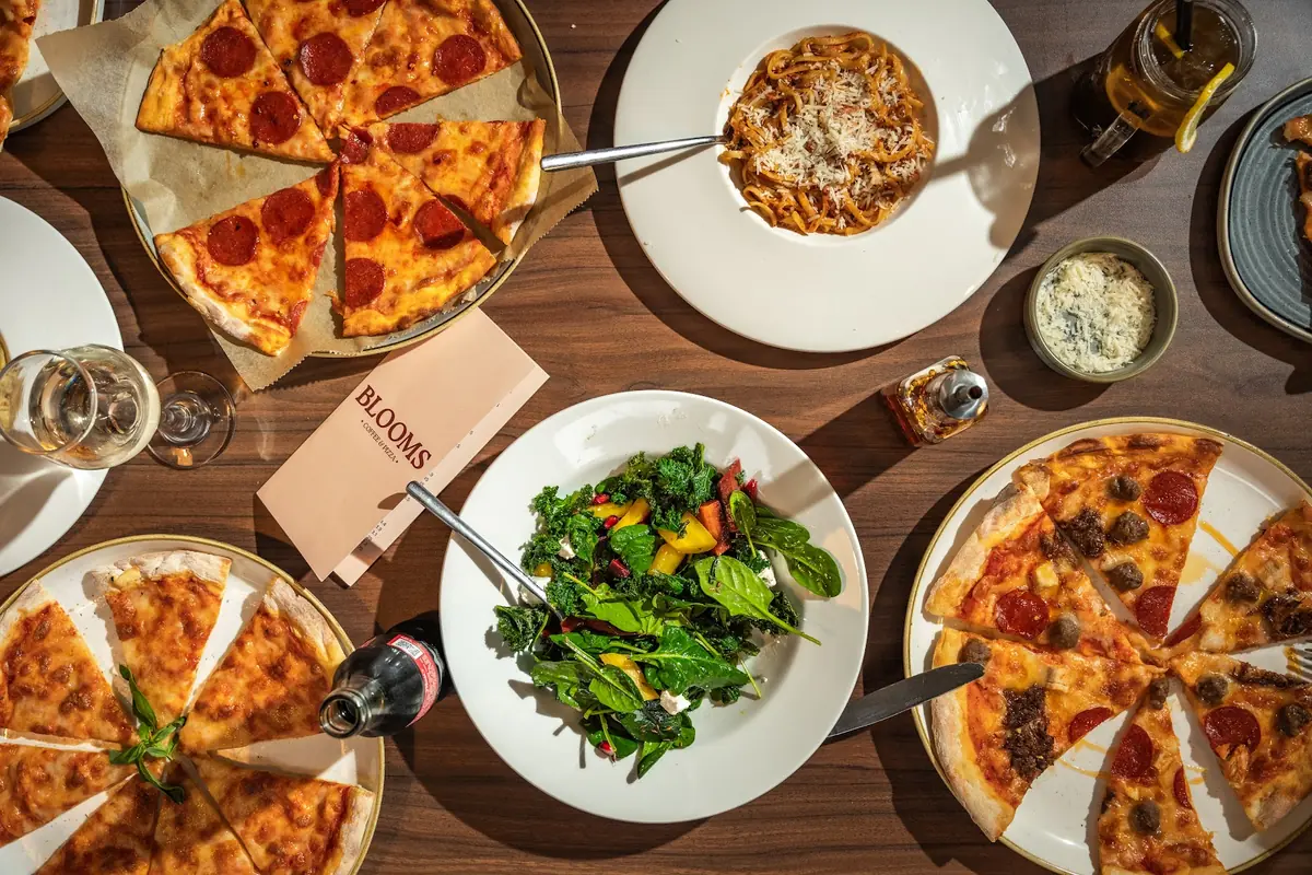 Blooms Coffee & Pizza photo (photo 3 of 3)