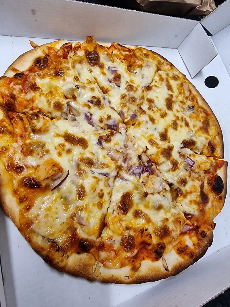Toronto Pizza photo (photo 1 of 3)