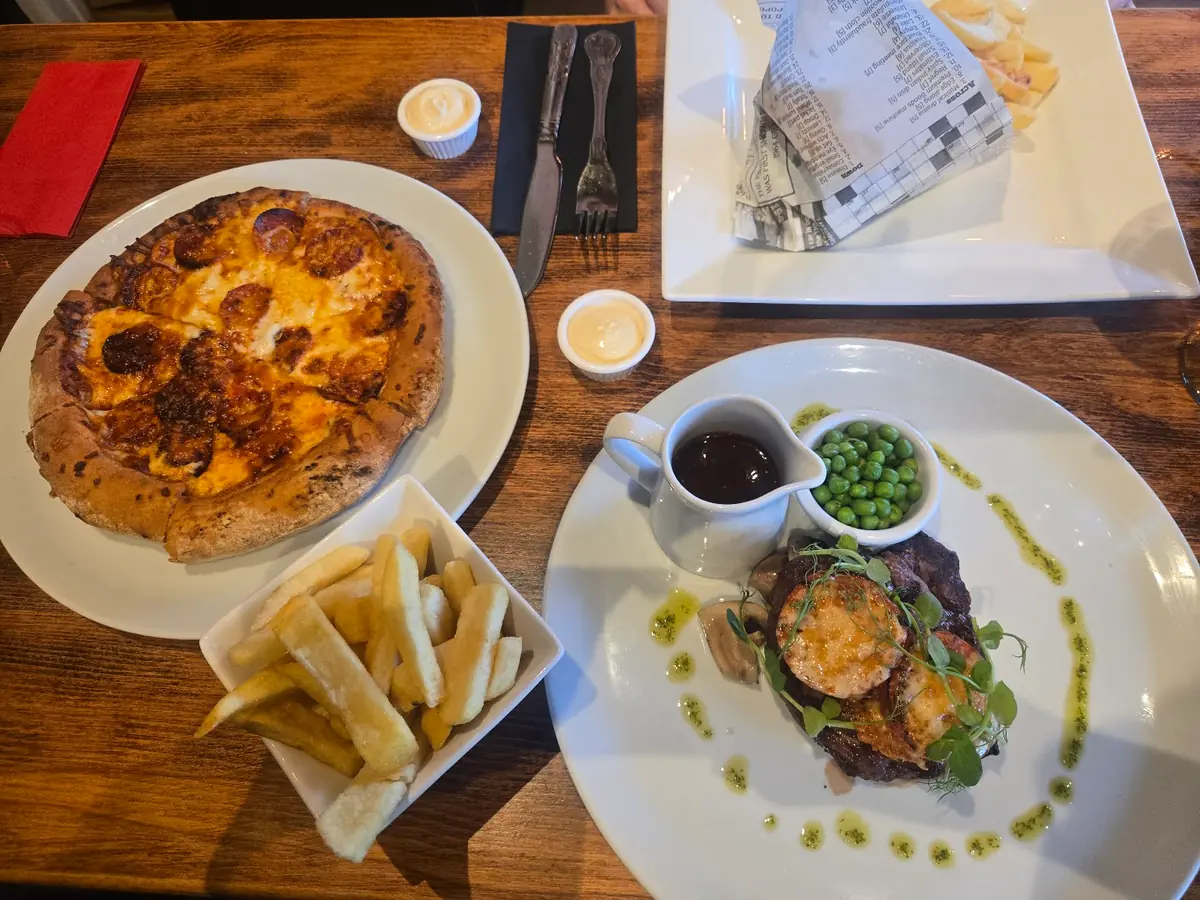 The Local Gastro Bar And Grill photo (photo 2 of 3)
