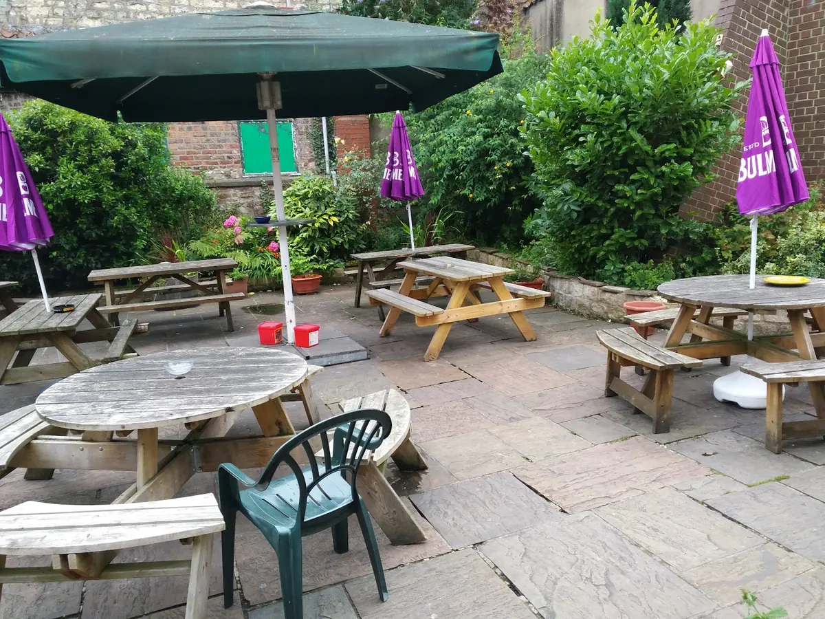 New Globe Inn — Bars in Malton