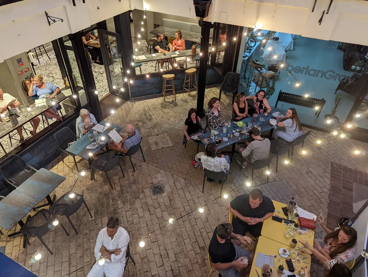 Sam's Montpellier — Restaurants in Cheltenham