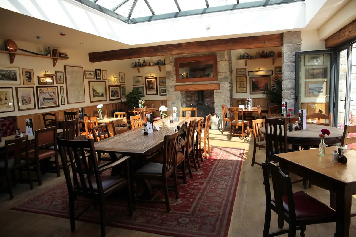 Cottage Loaf — Bars in Llandudno