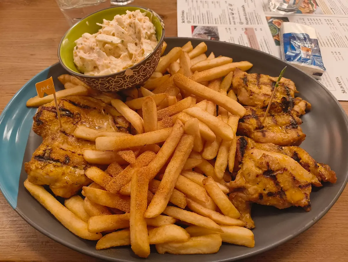Nando's Islington photo (photo 3 of 3)