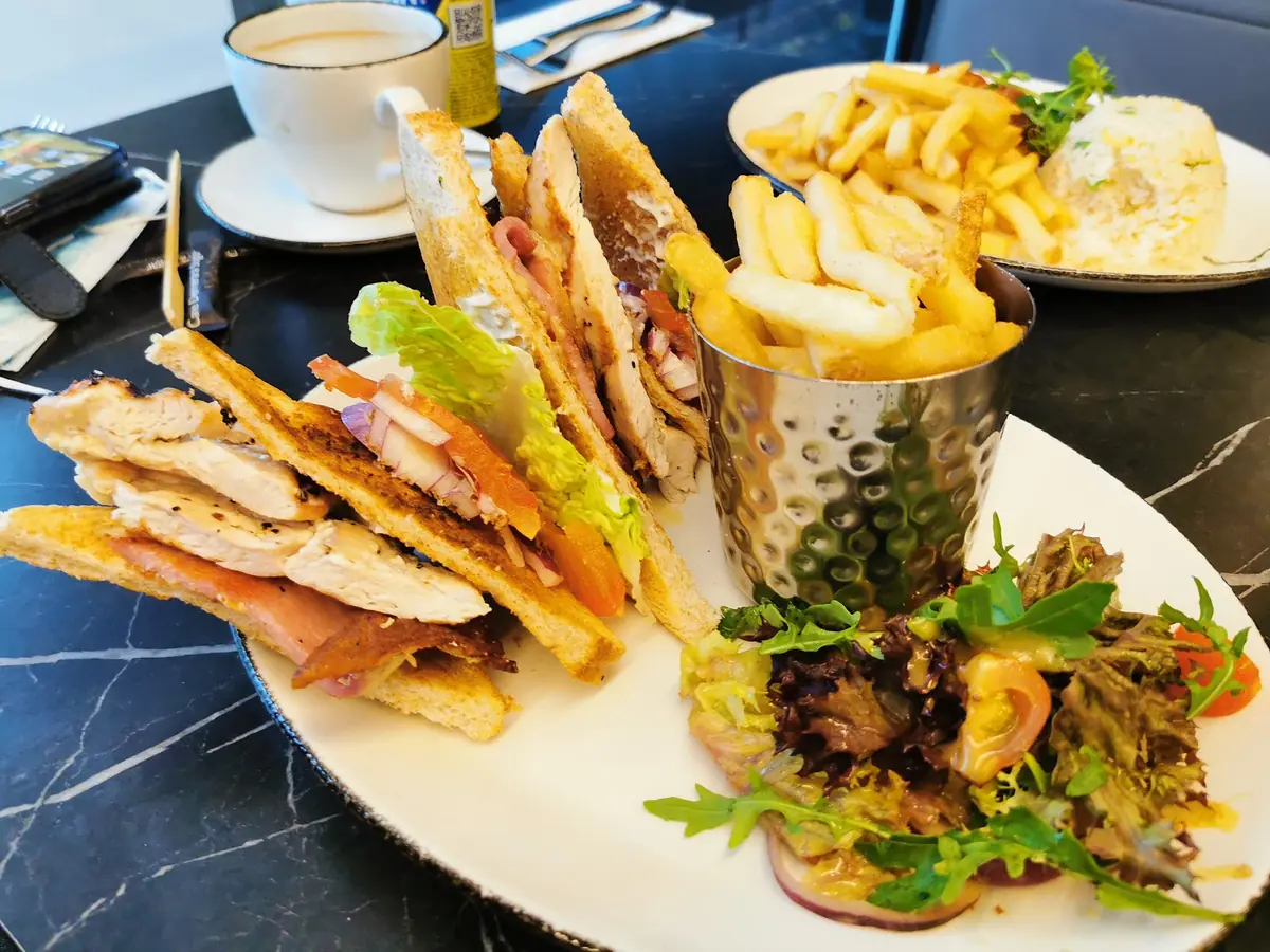 Crave Kitchen photo (photo 1 of 3)