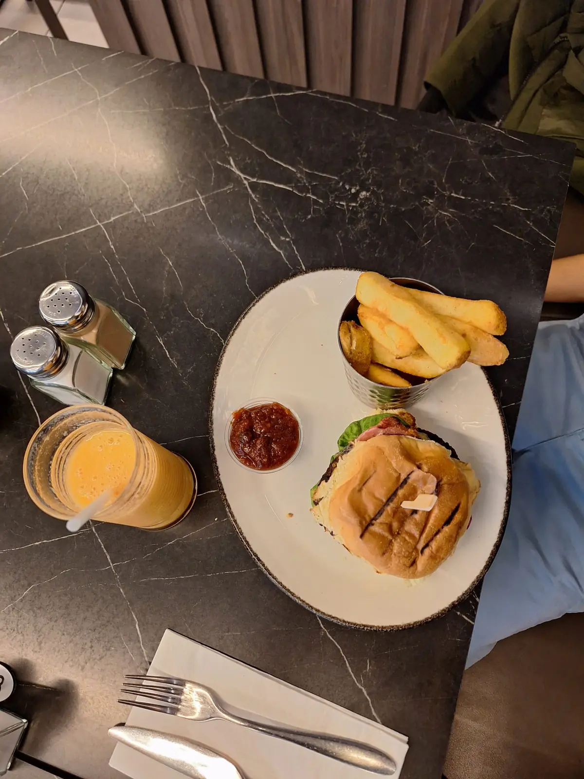 Crave Kitchen photo (photo 2 of 3)