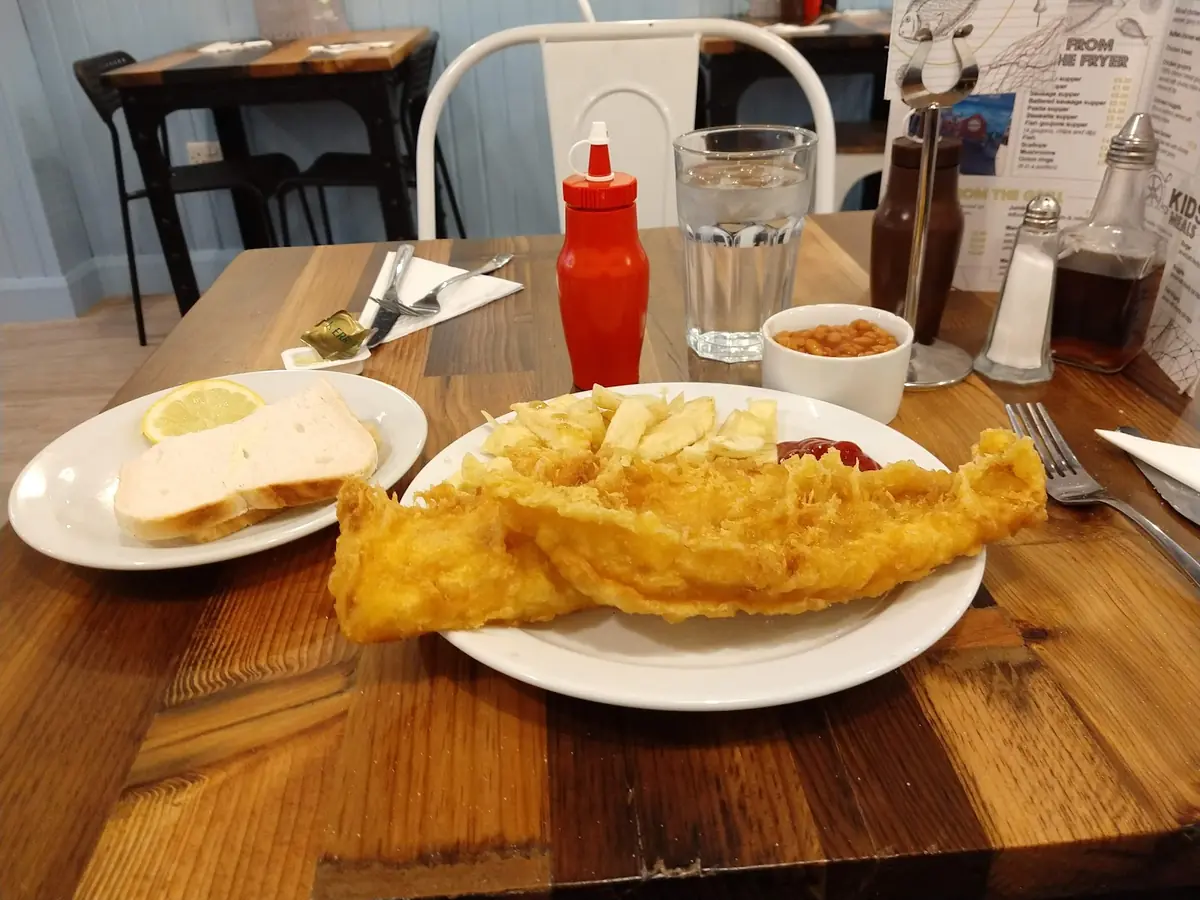 Manny's Fish and Chips photo (photo 1 of 3)