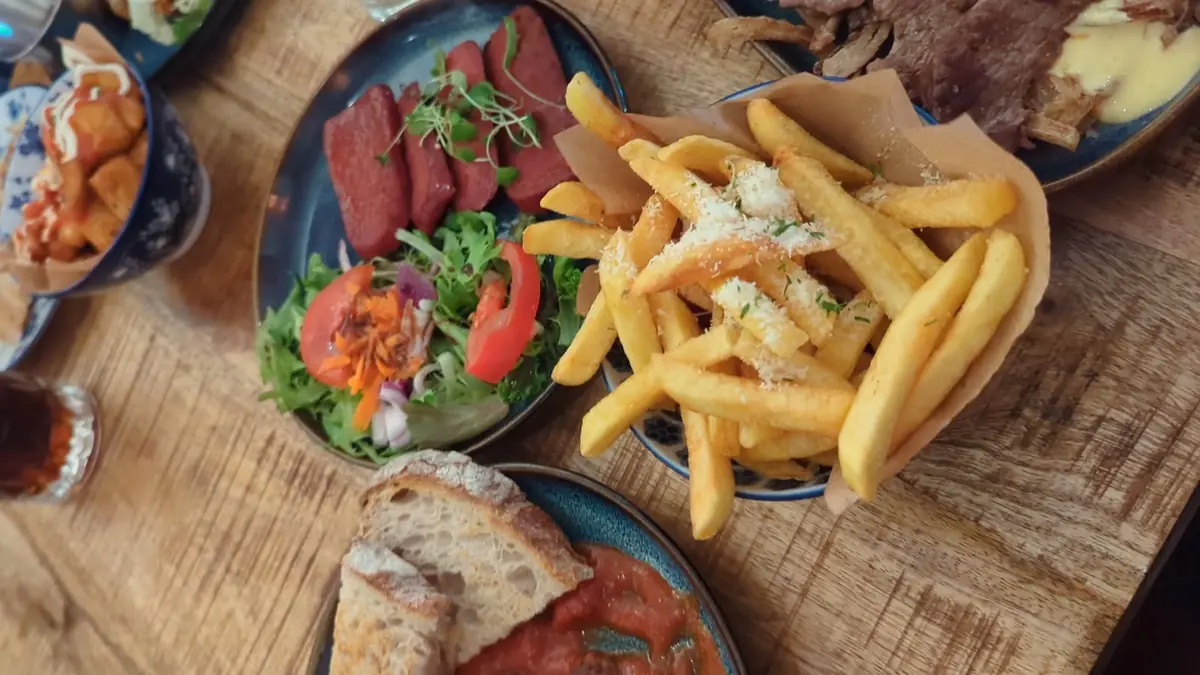 ELEFANTE CAFE & BISTRO photo (photo 1 of 3)