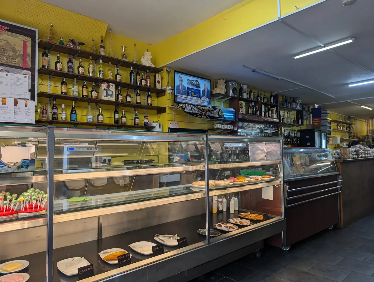 Santa Cruz Cafe
