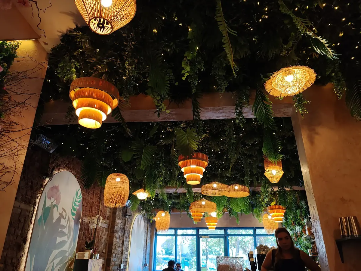 Beans & Bites — Cafes in London